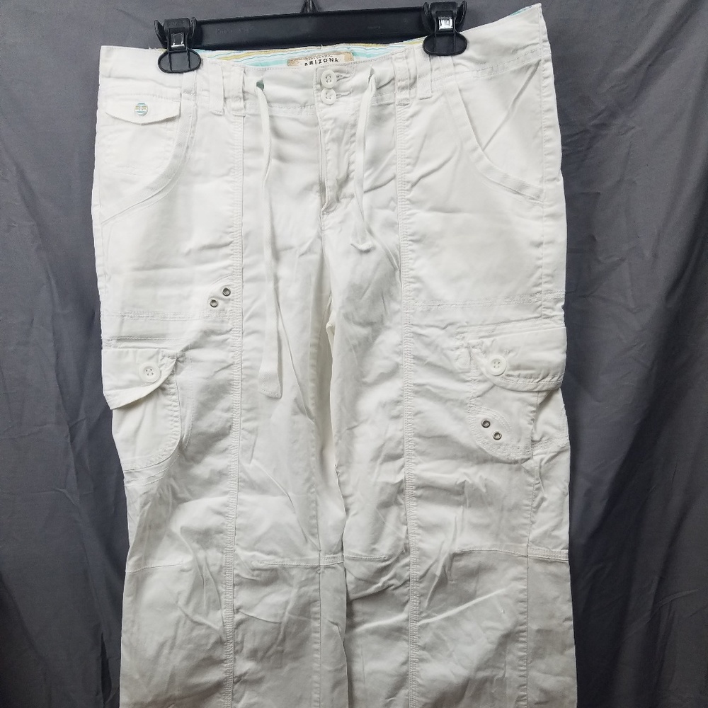 Cargo pants, low rise